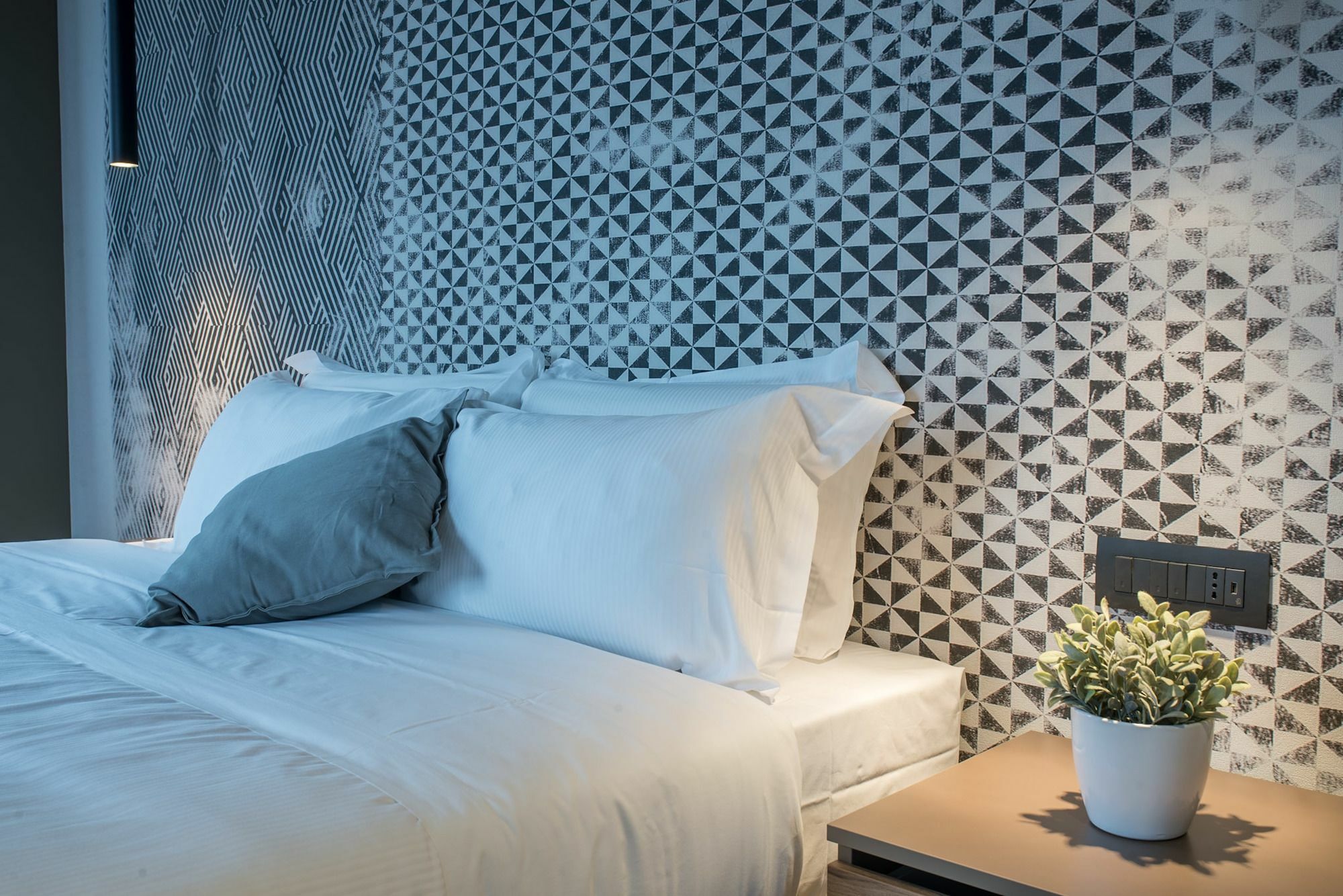 9 stanze - Boutique Rooms Trieste Extérieur photo